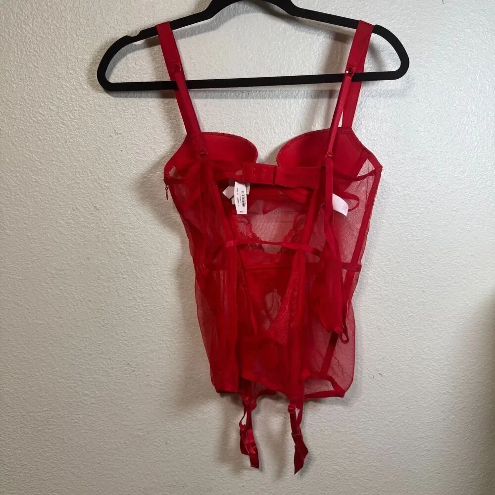 Victoria's Secret Bustier/Garter/Panty Lace Lingerie Set 34B Red Holiday Corset